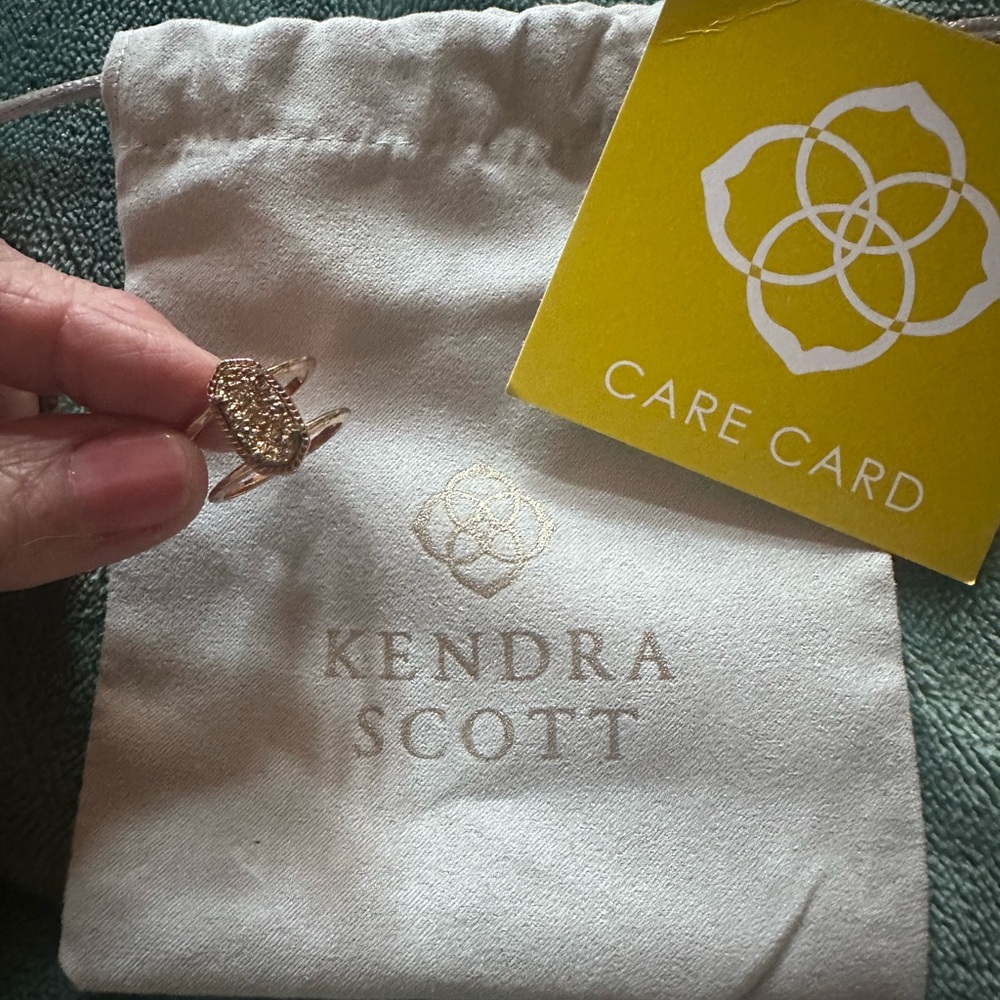 Kendra Scott Gold Ring